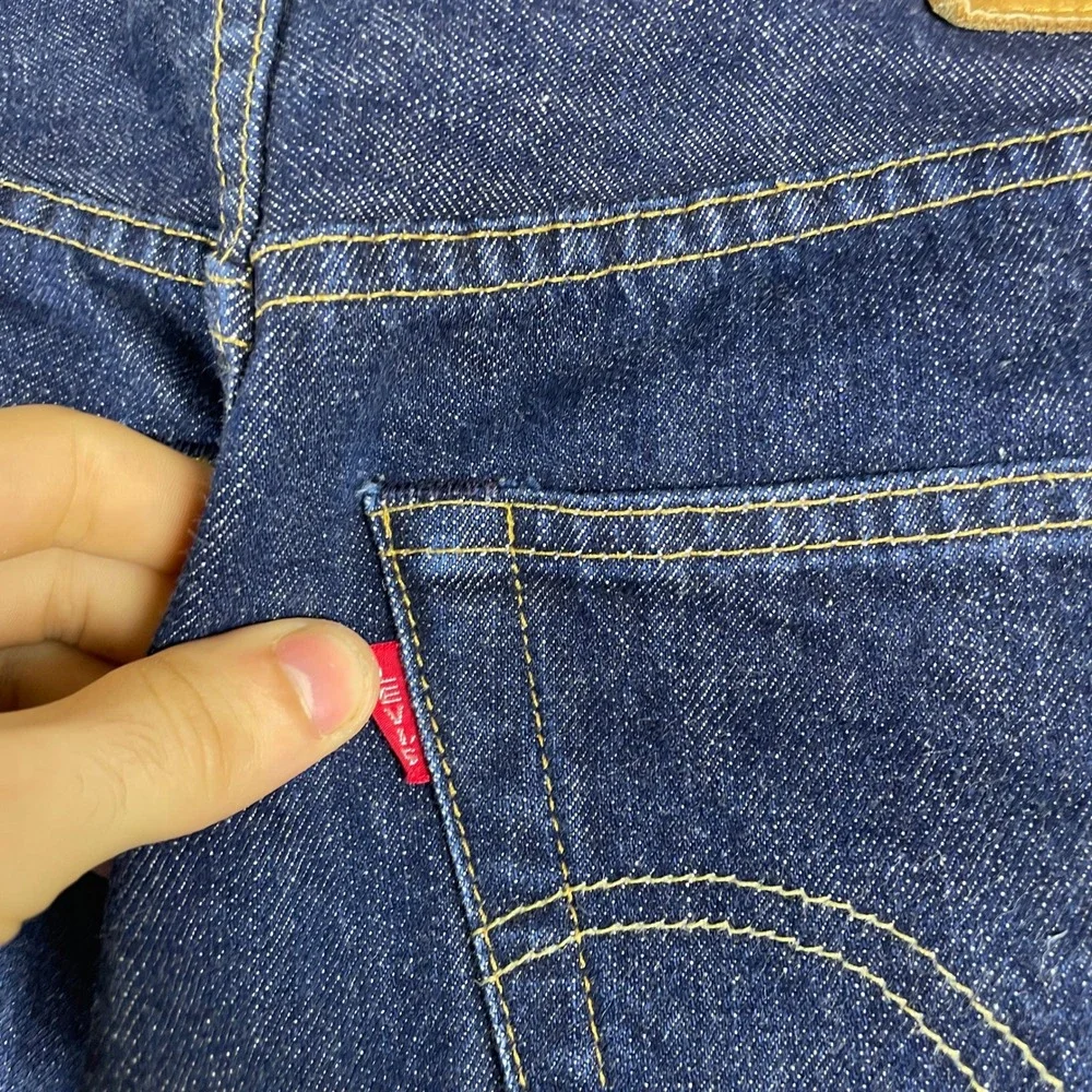 Levis item excellent